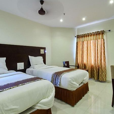 Krishna Residency Hotell Vijayawāda Eksteriør bilde