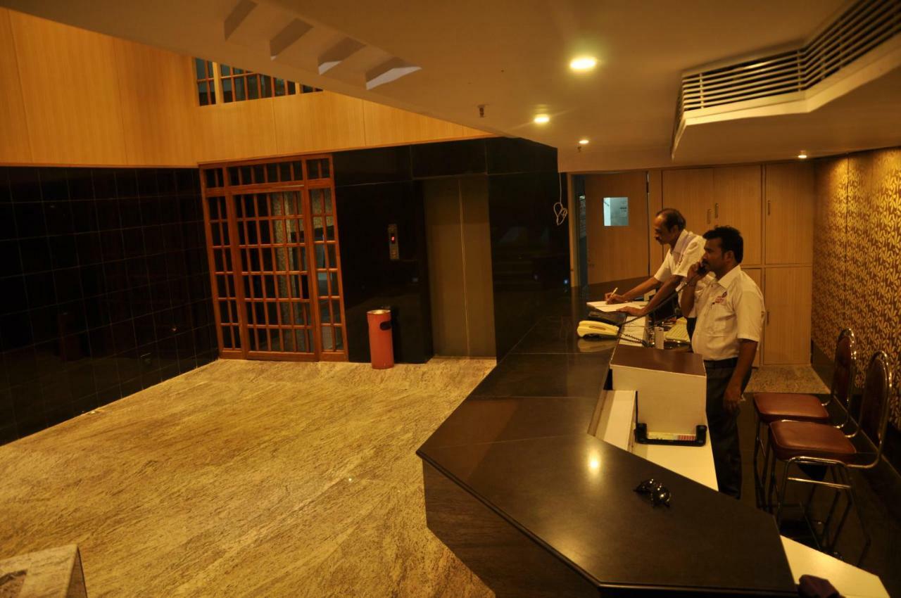Krishna Residency Hotell Vijayawāda Eksteriør bilde